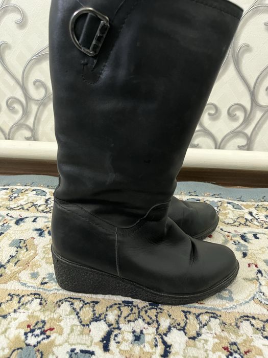 Продаются ботинка,натуральный кожа