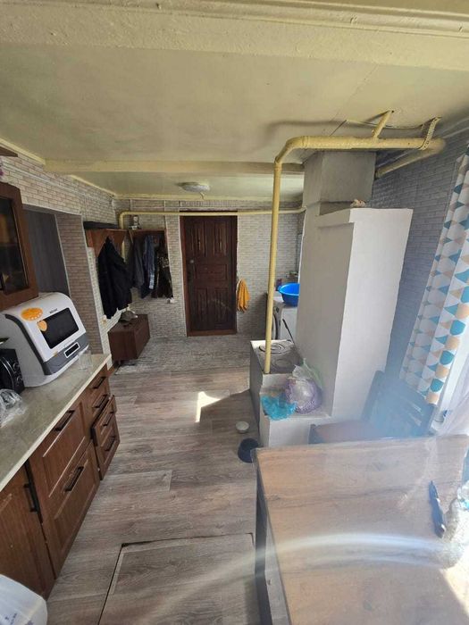 В продаже дом 3 комнаты, район Аквапарка