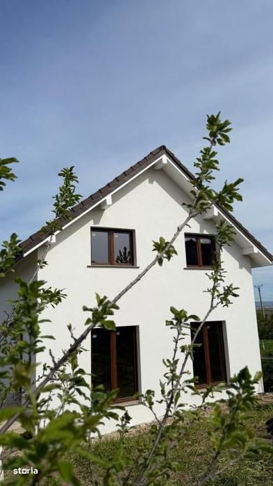 Casa individuala Jucu de Sus, garaj+2parcari, 3 dormitoare, 3 bai, gra