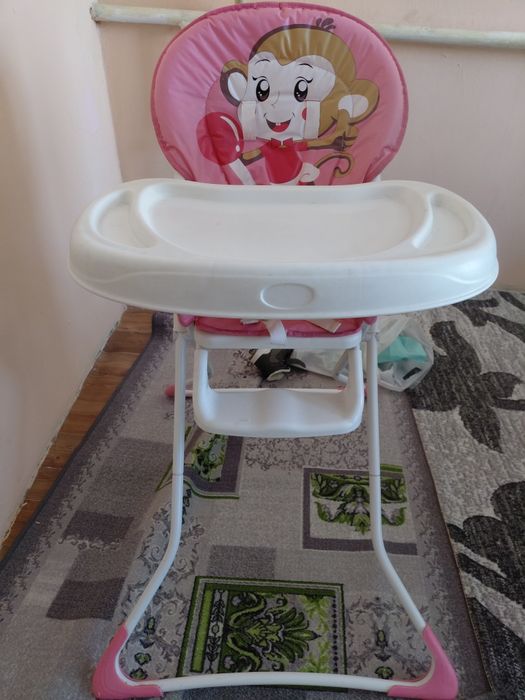 Детски стол для кормления