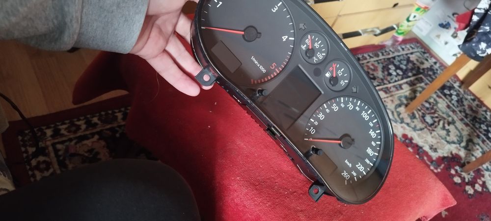 Километраж Audi a3 8l vdo ful fis