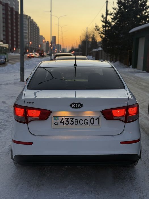 Продам киа рио цена без торга