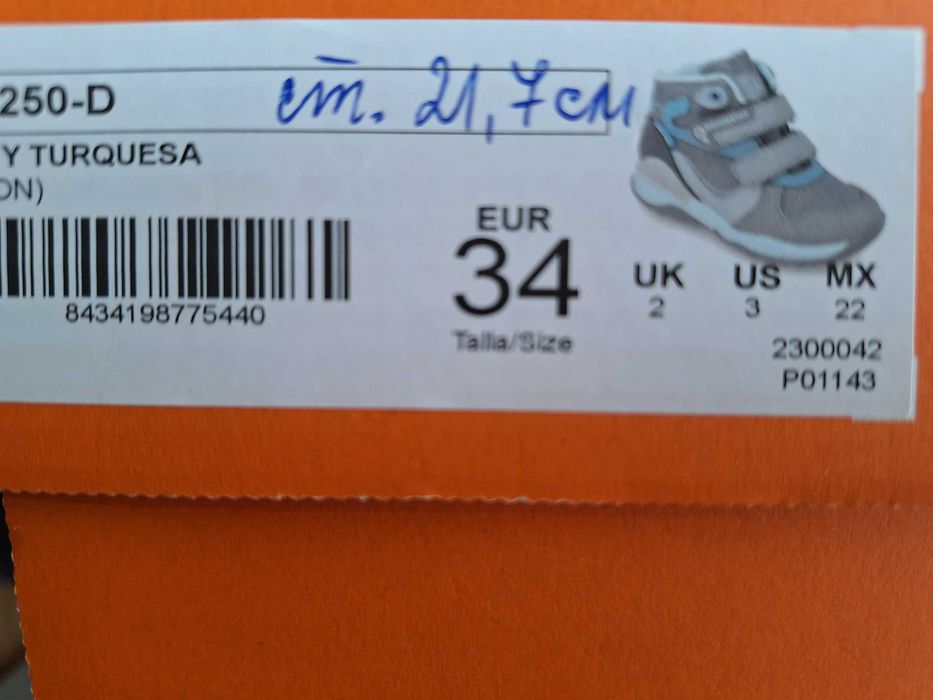 Нови боти/ботуши Geox и Biomecanics - н. 34