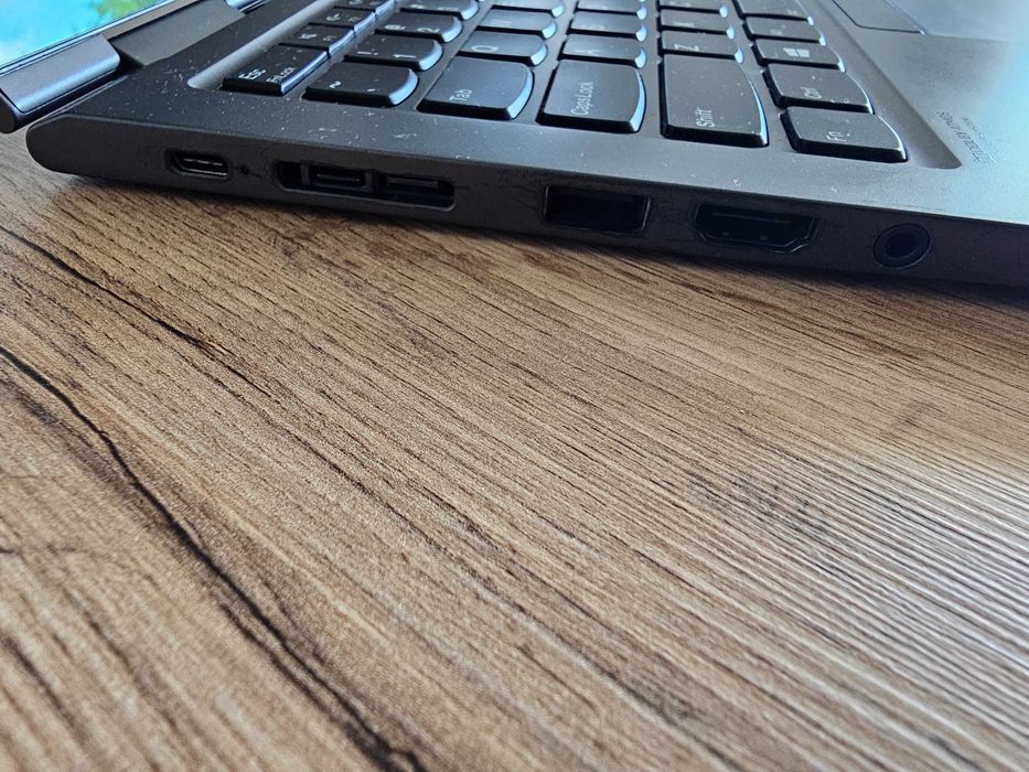 ЗА ЧАСТИ Lenovo ThinkPad X1 Yoga Gen 4 Touchscreen (i5 10 gen, 16GB RAM) | без диск | без зарядно