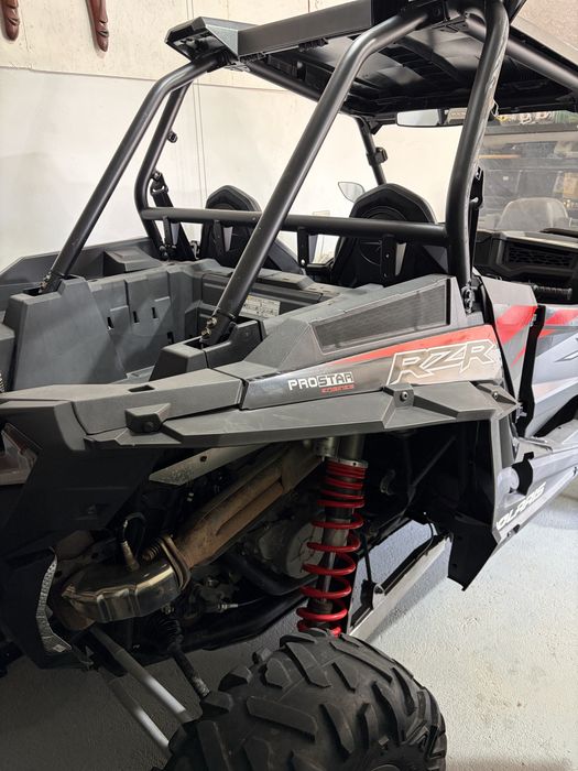 Polaris RZR S 1000