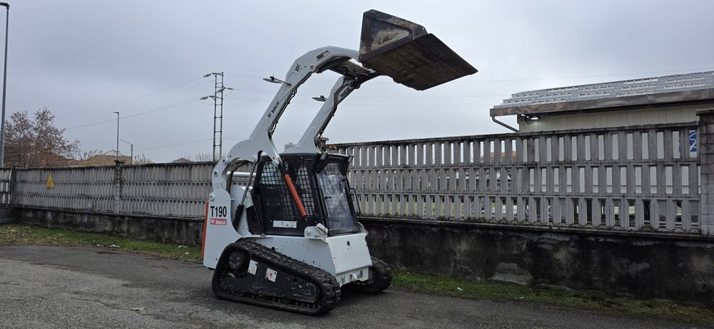 Miniîncarcător BOBCAT T190 cu 2500h ORIGINALE  mini încărcător