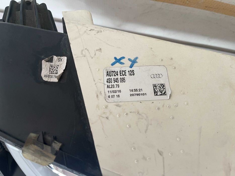 Stop stanga led AUdi R8 dupa 2015 cod 4S0945095