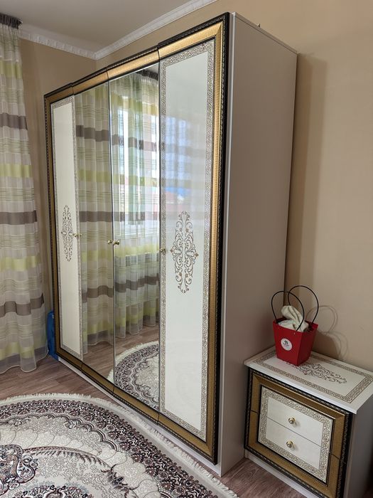 Спальный гарнитур