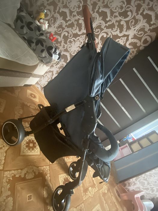 Продам коляску