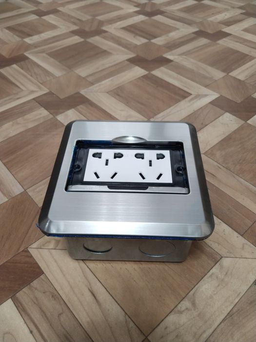 Напольная розетка