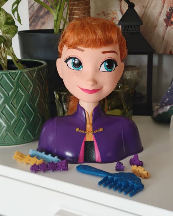 Модел Кукла за прически Ана - Frozen