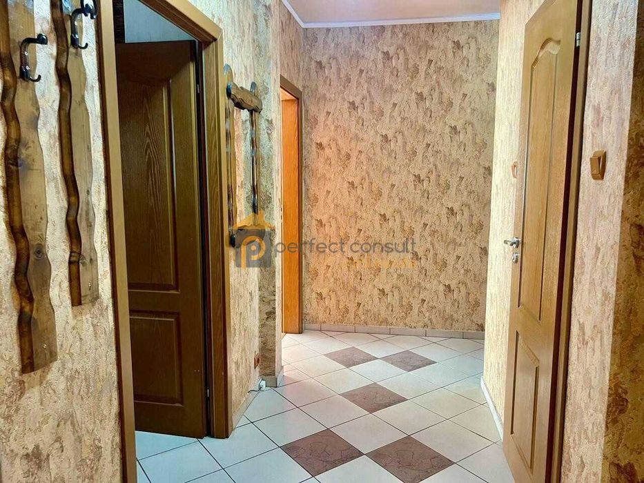 Продава се Тристаен апартамент в Пловдив, Кършияка - 86 кв.м за 2157 €/кв.м - Снимка #9