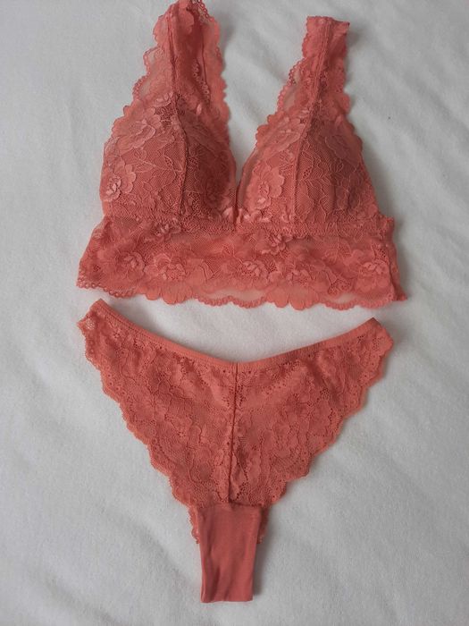 Set dantela H&M nou S