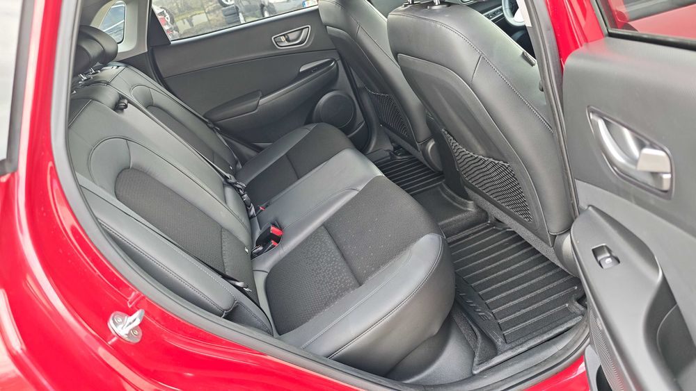 Hyundai Kona Electic 204ks 64KW Tecno