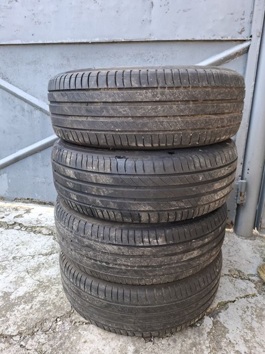 Cauciucuri Michelin Primacy 4 215 60 R17