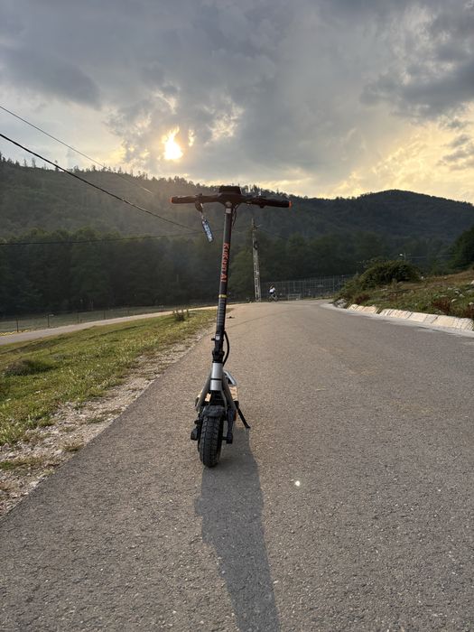 Trotineta a1 kukirin nou are 114 kilometri