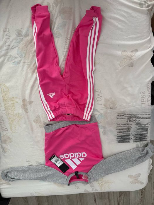 Чисто нов комплект на Адидас в размер 12-18м , 18-24 и 2г-3г.