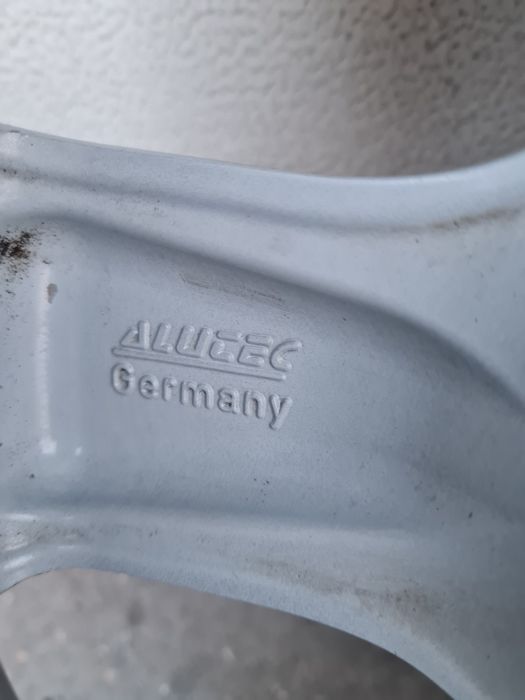 Джанти ALUTECза VW AUDI SEAT SKODA Toyota Subaru R15 5x100 ET38 6.5J