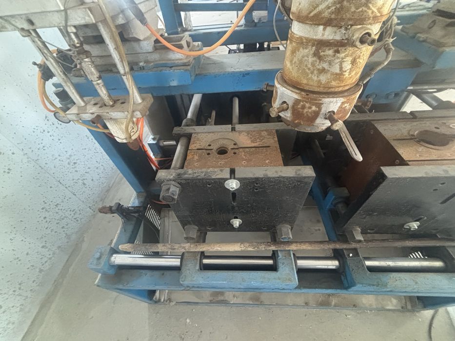 Выдувная аппарат пэт