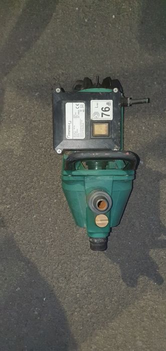 Pompa de apă și rotopercutor