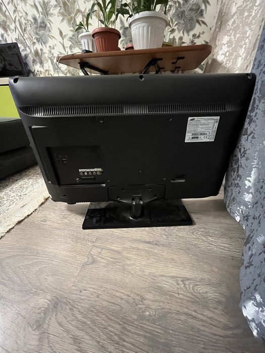 Продам телевизор самсунг samsung