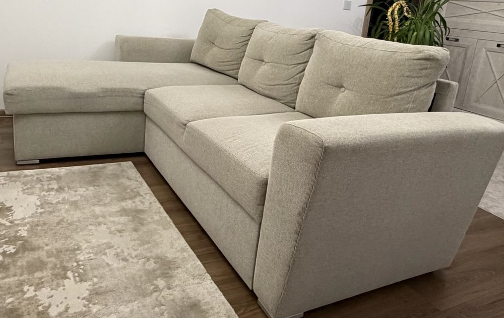 Vând colțar extensibil – stare foarte bună!