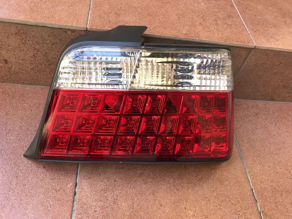 Задная фара е36 BMW 3-series