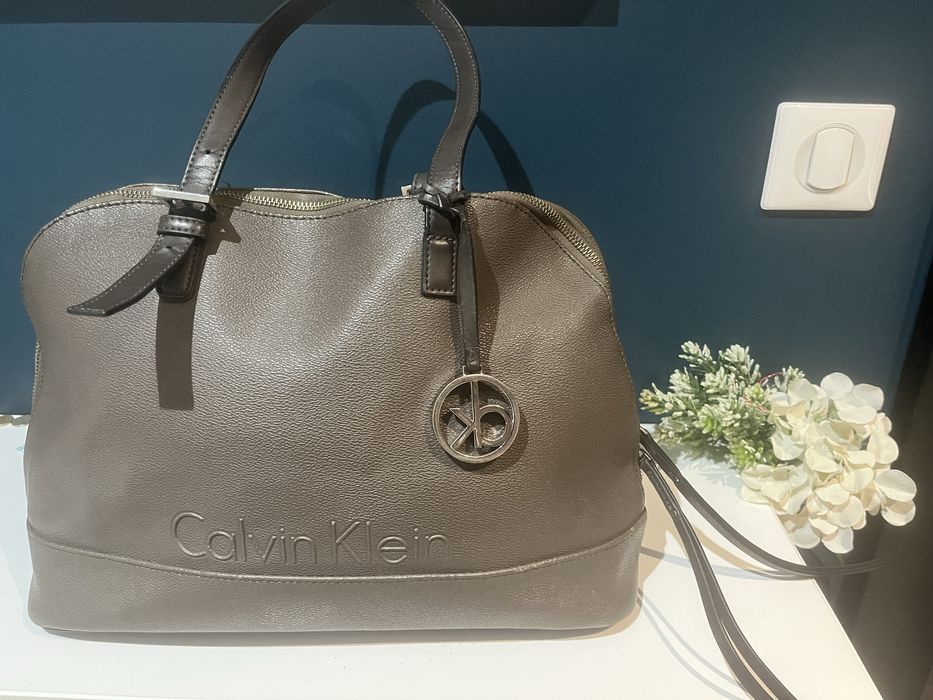 дамска чанта Calvin Klein