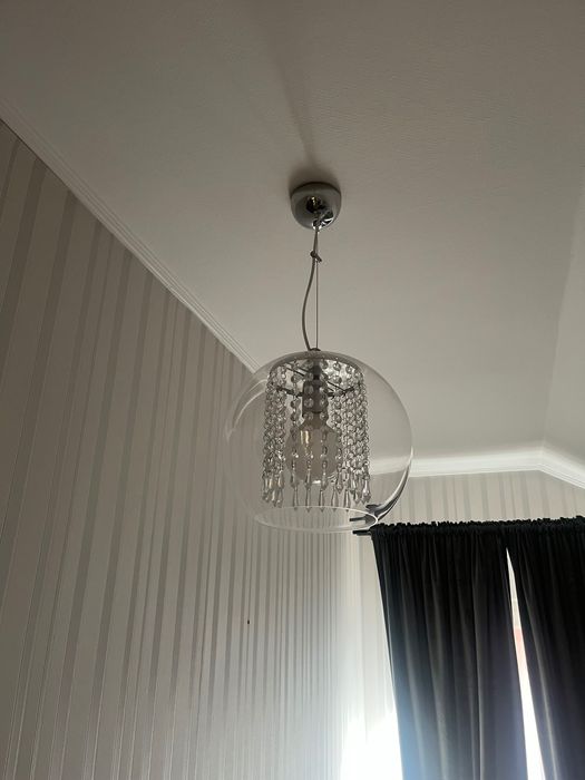 Vând corpuri de iluminat Mobexpert