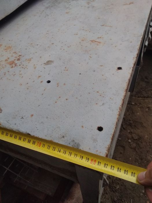 СРОЧНО слесарный стол большой.