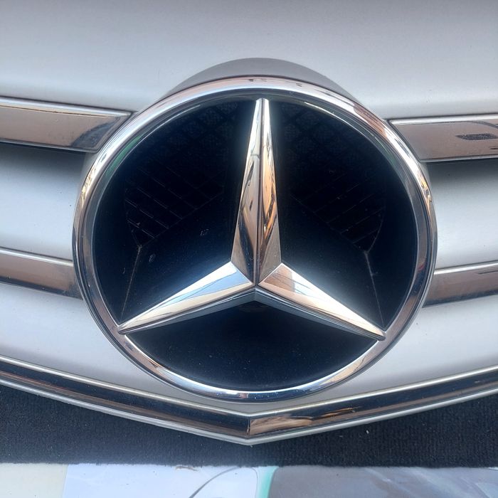 W245 Мерцедес Б класа предна решетка фейслифт