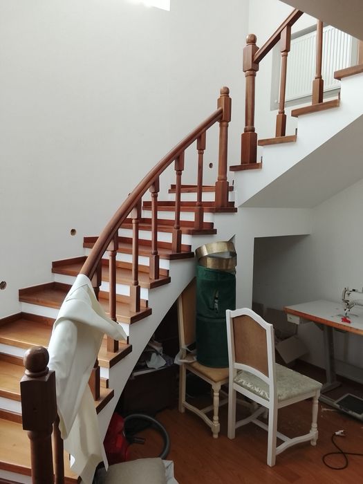 Vând casa comuna Buciumeni