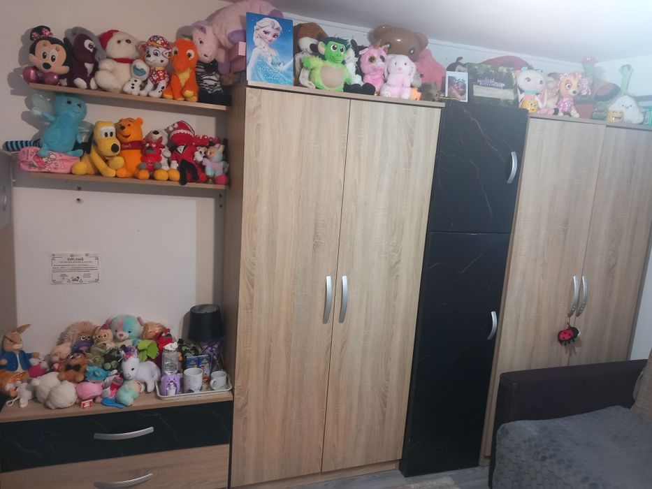 De vanzare pat si dulap