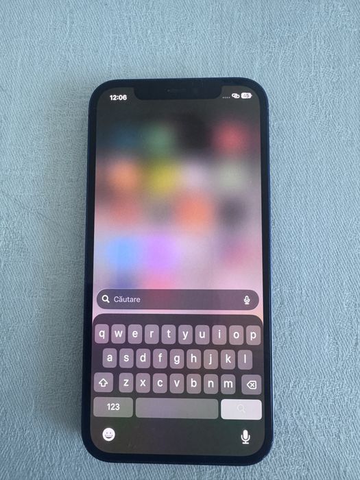 Iphone 12  intretinut