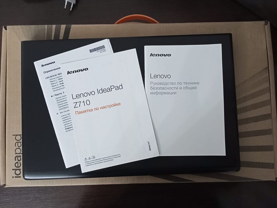 ноутбук Lenovo "17