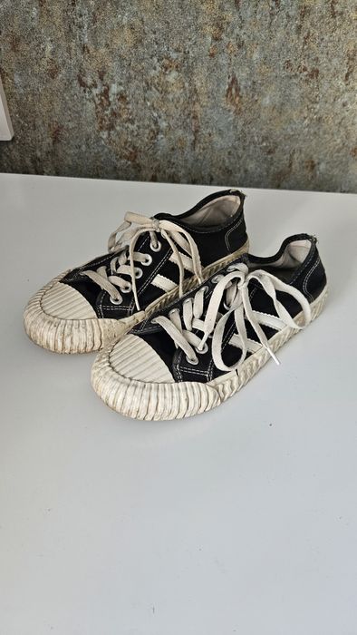 Отдам женскую обувь