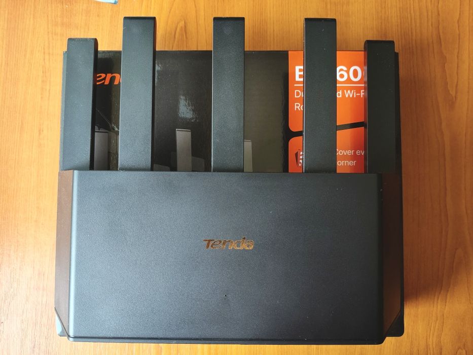 Vând Router Tenda BE3600 Wi-Fi 7 Dual-Band