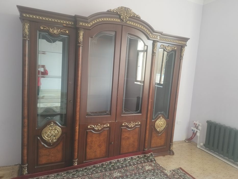 Стенка холати яхши 300000минг