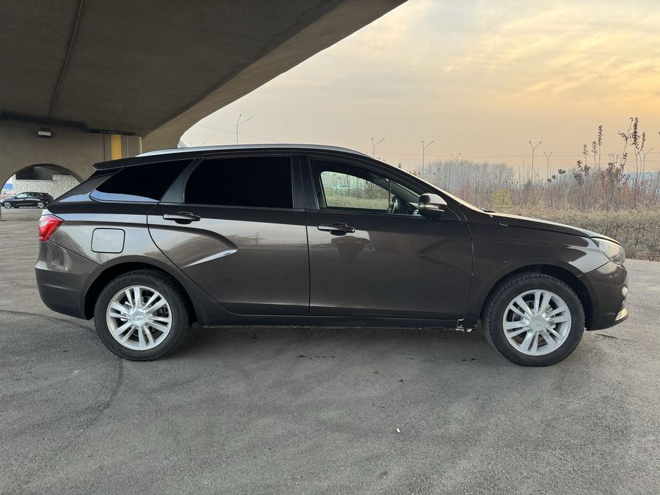 Lada Vesta SW 2019