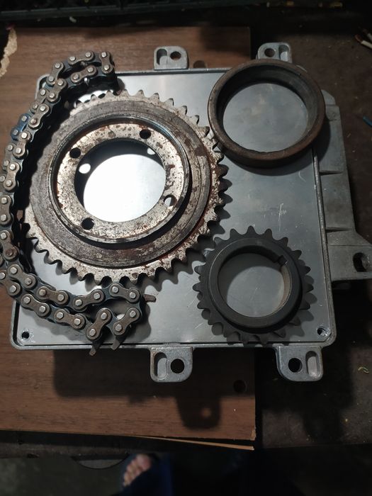 Ангренажна верига комплект за полско фиатче 126