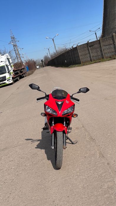 Vand Honda cbr 125r