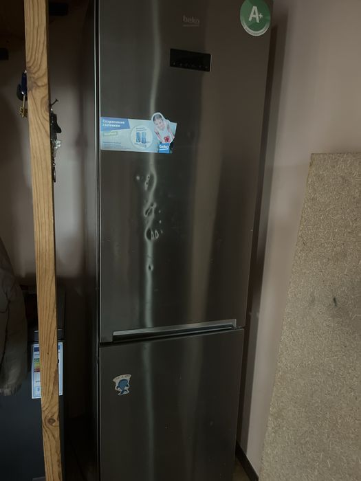 Продам холодильник BeKo