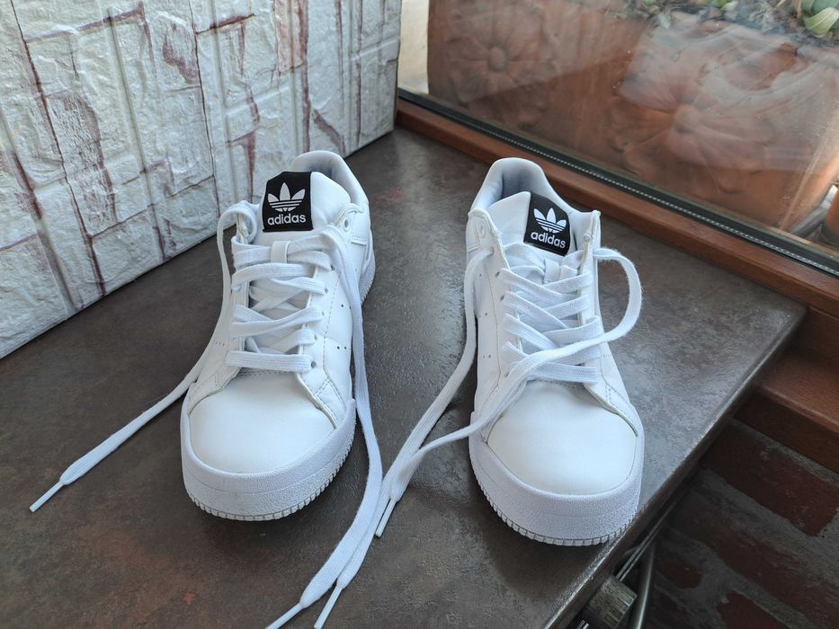 дамски маратонки за момче,кецове,спортни обувки,адидас,Adidas,39