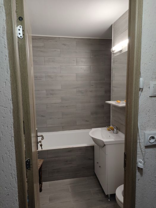 Inchiriez apartament 2 camere, Profi - Marasesti
