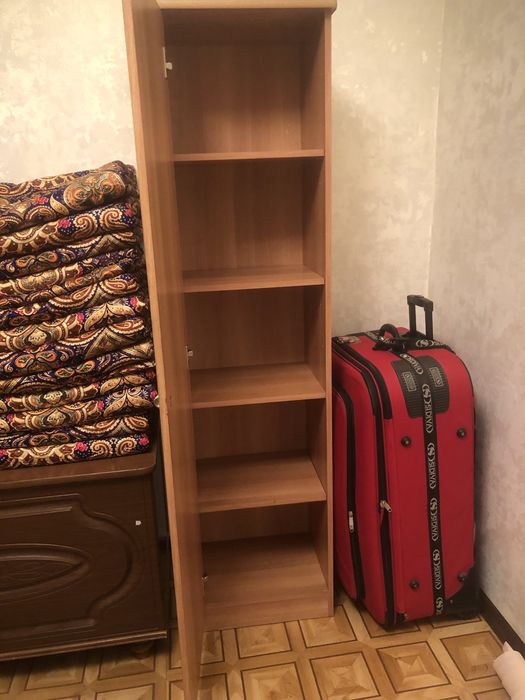 Шкаф с полками б/у