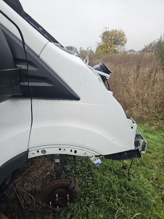 Aripă dreapta  fata Ford Transit MK 7 2015--2020