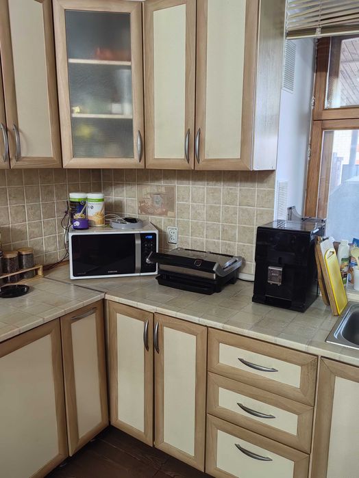 Продам угловой кухонный гарнитур