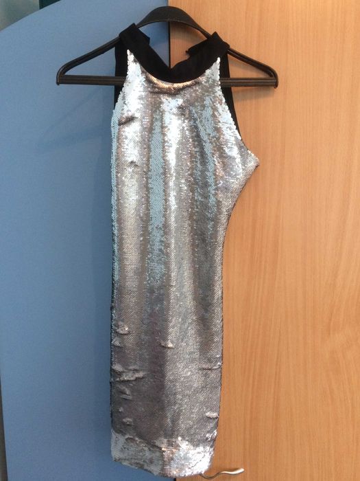 Дамски облекла с M  и S  размери