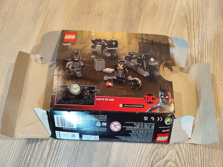 Cutii Lego 70911 si 76179 doar cutiile
