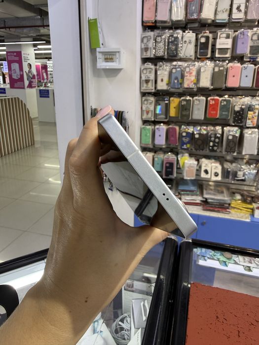 Продам s 25 ultra 512 gb